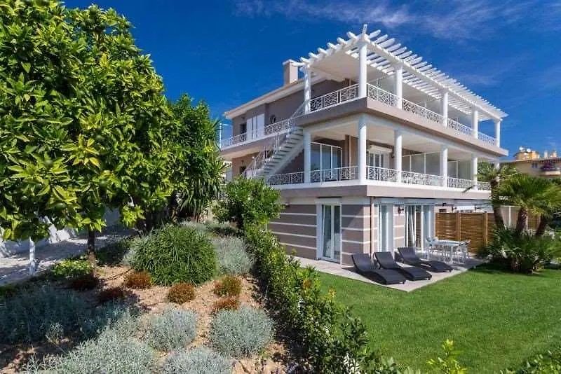 *** Appart hôtel Villa Velvet Villeneuve-Loubet France