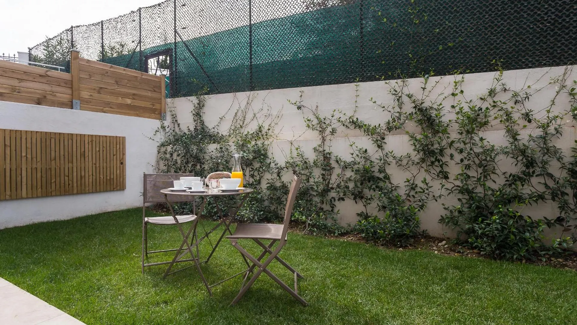 *** Appart hôtel Villa Velvet Villeneuve-Loubet France