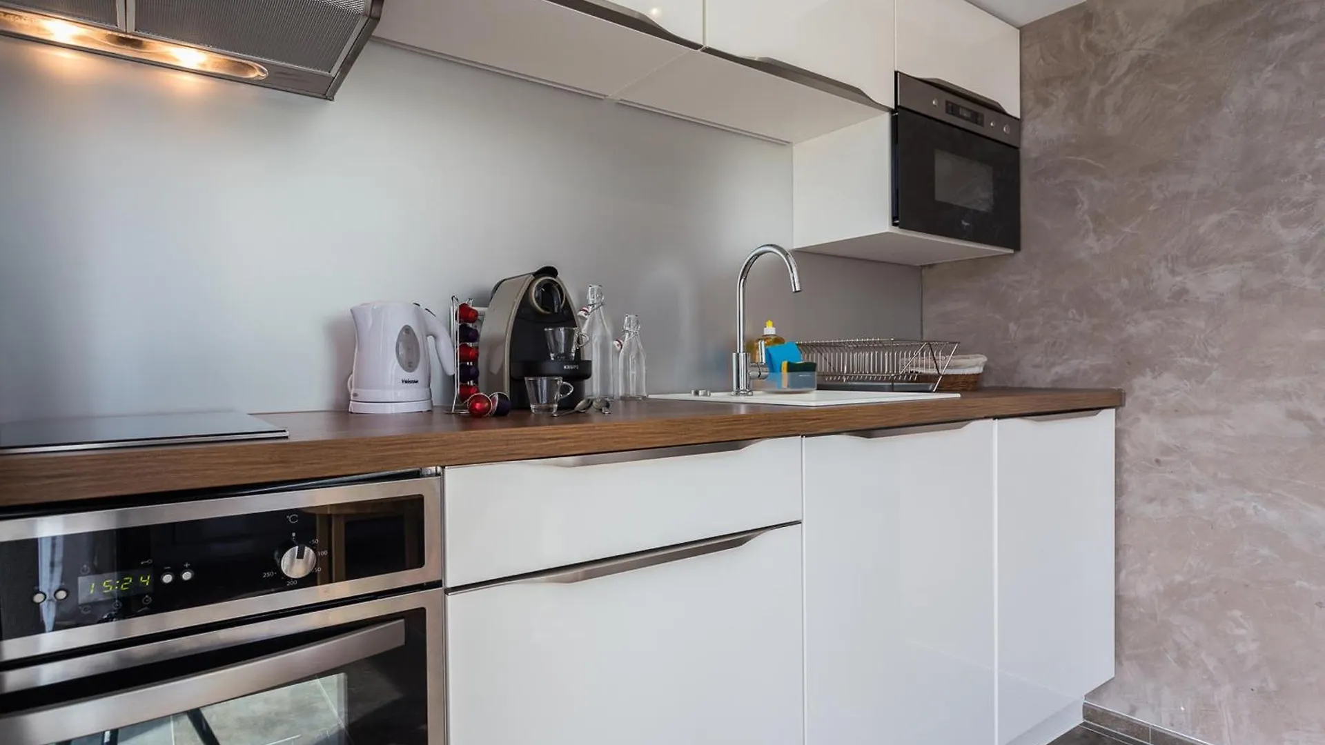 *** Appart hôtel Villa Velvet Villeneuve-Loubet France