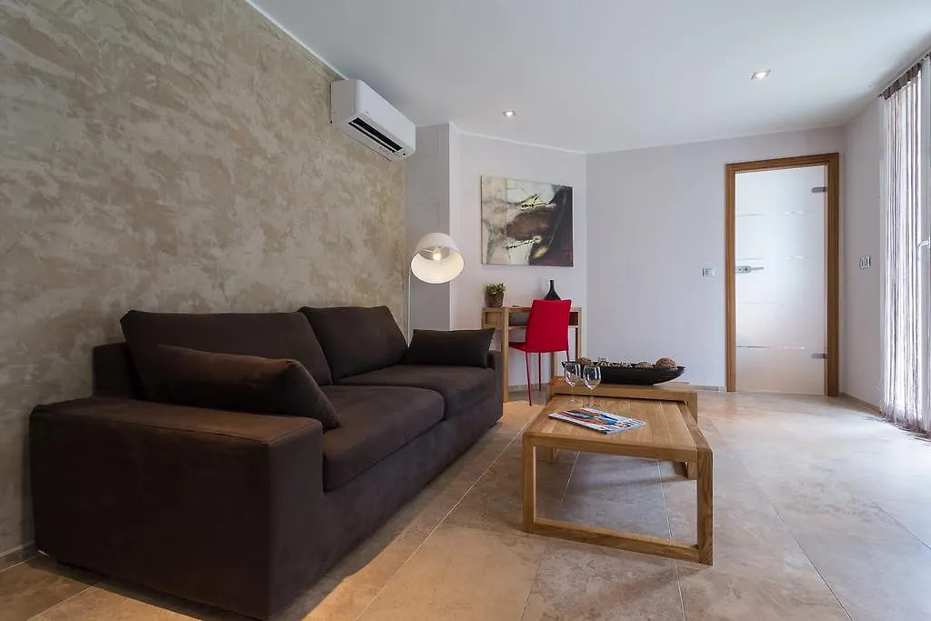 Villa Velvet Villeneuve-Loubet 3*,  France