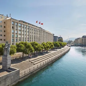 Mandarin Oriental, Отель