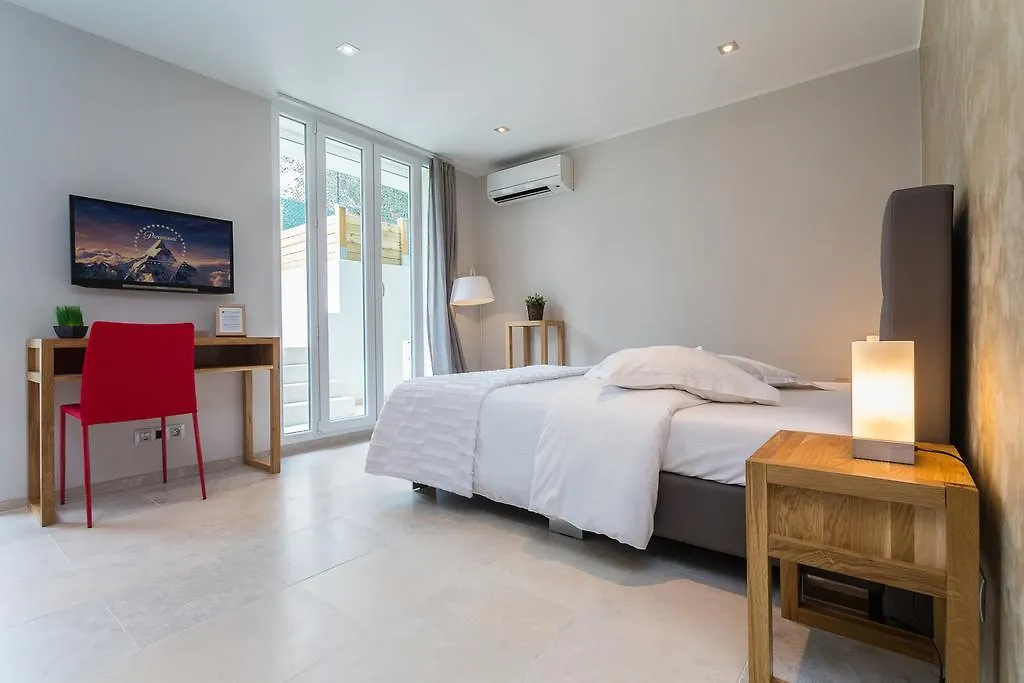 Aparthotel Villa Velvet Villeneuve-Loubet