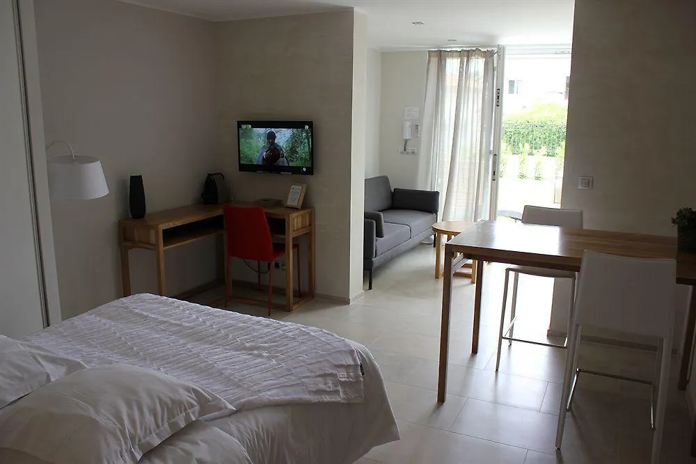 Apart-hotel Villa Velvet Villeneuve-Loubet